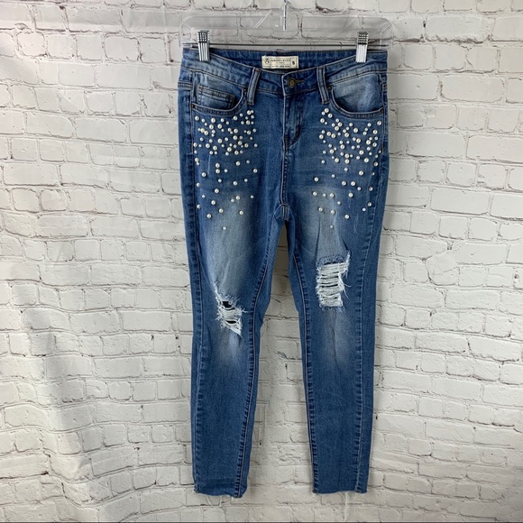 Angel Kiss Distress Pearl Raw Hem Skinny Jeans - Picture 2 of 6